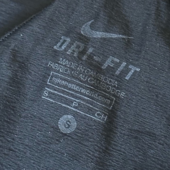 Nike Dri-Fit Sheer Black Tank Top - Picture 3 of 3